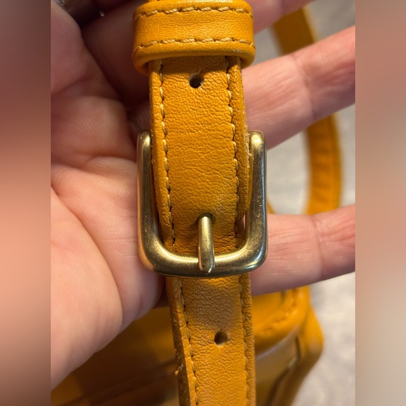 Vintage Coach Geometric Roll bag #9045 - Picture 9 of 12